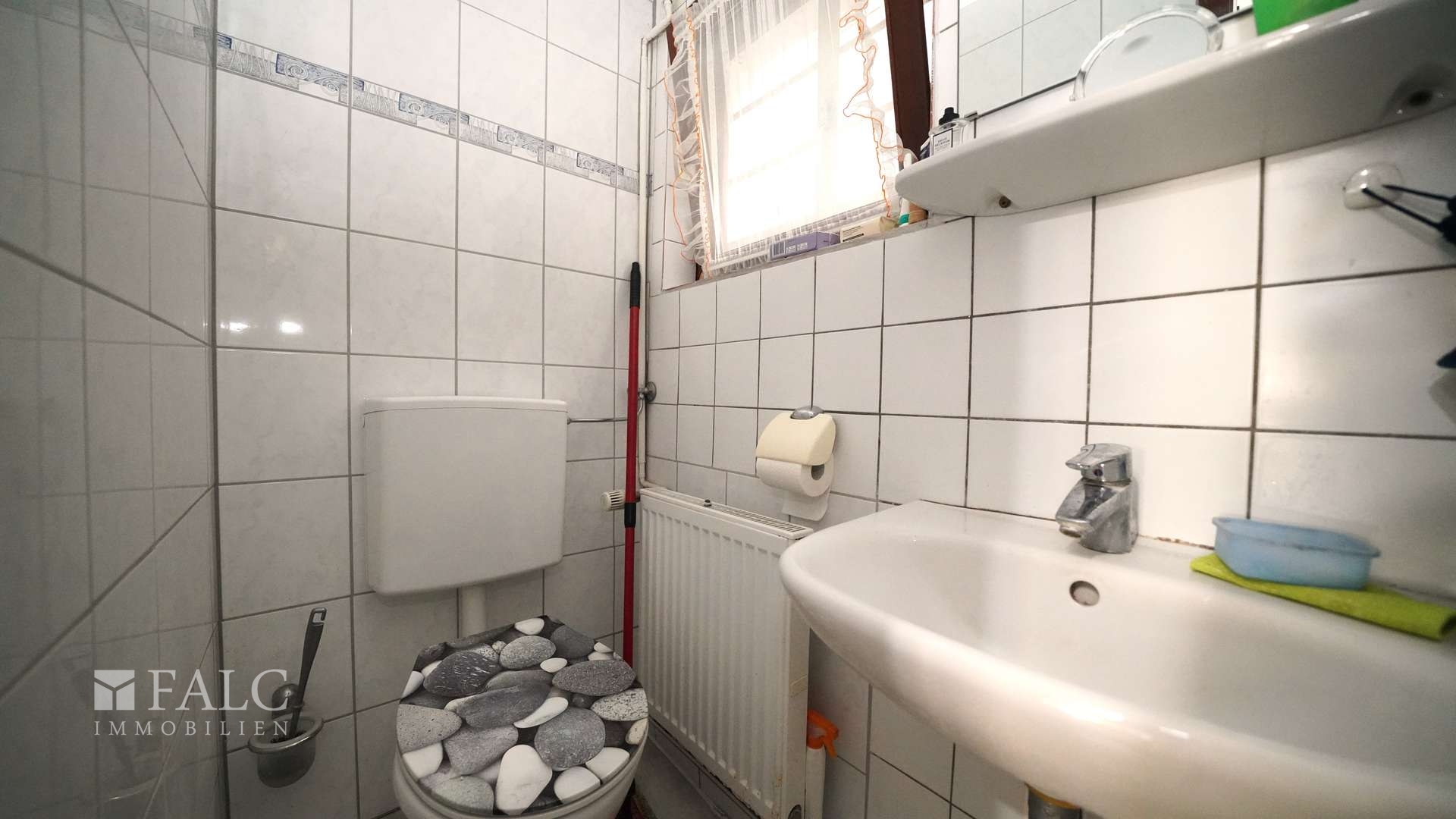 WC UG